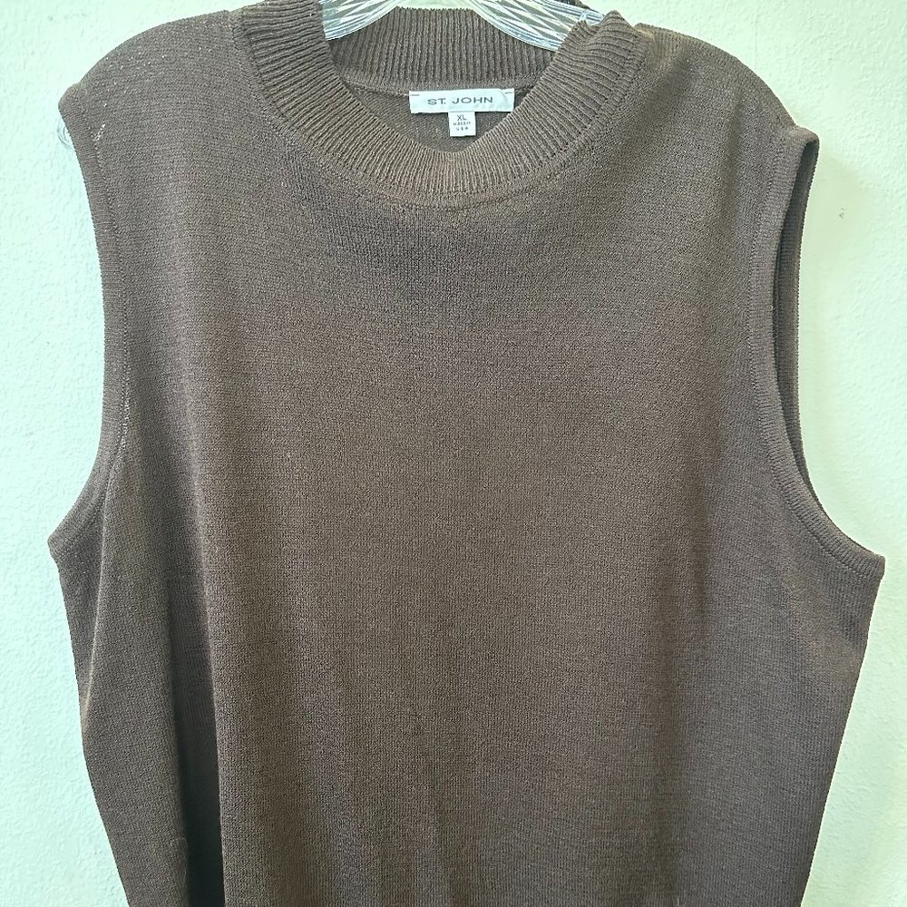 ST. JOHN BROWN SWEATER SLEEVELESS TOP